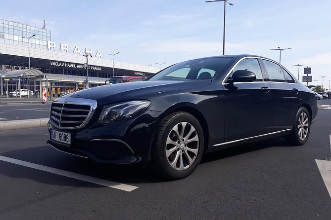 Prague Airport Private Arrival Transfer - The ride itself: air-conditioned comfort plus luggage room