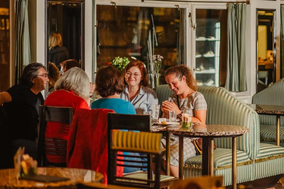 Prague: Award-Winning Old Town Food Tour with Four Drinks - Should you book this Old Town food tour?