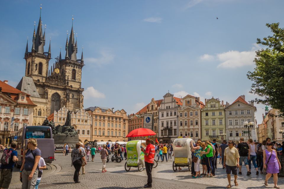 Prague: Big Bus Hop-on Hop-off, Castle Tour and River Cruise - Comfort and practicalities: windows, weather, and walking stamina