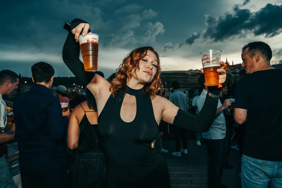 Prague: Booze Cruise with Open Bar and Duplex Entry - Should you book the Prague Booze Cruise with Duplex Entry?