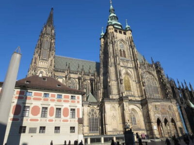 Prague: Bus and Boat Tour - The bus ride through Old Town and New Town (with headphones)