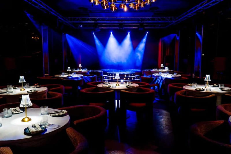Prague: Cabaret Show at Medusa - Nightlife Prague - Dress Code Reality Check: Smart Casual, No Sportswear