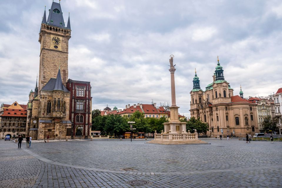 Prague Castle: Admission Ticket With Transfer And Audioguide - Meeting at Get Prague Guide (Maiselova 5) and getting set up