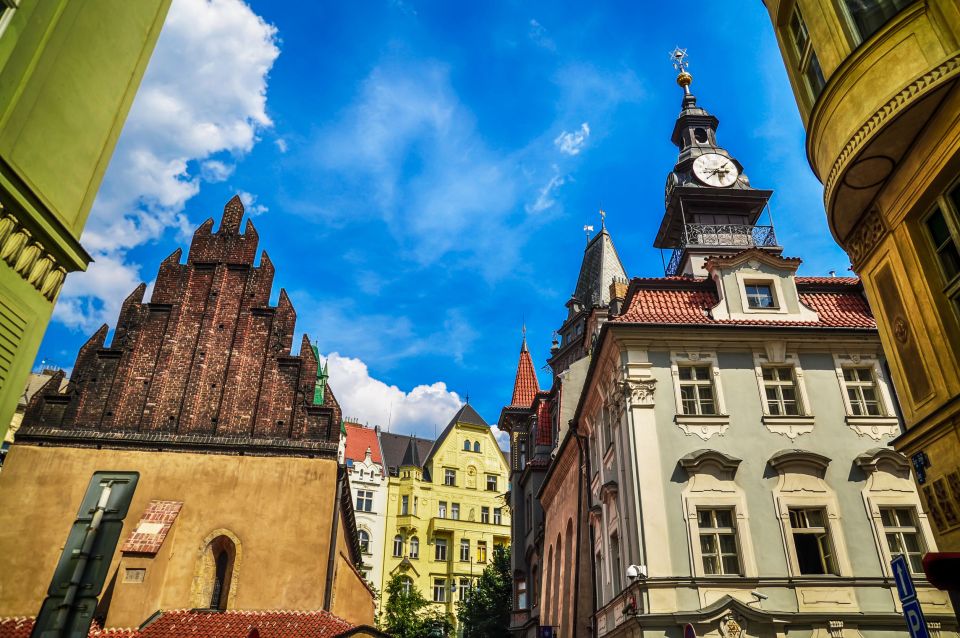 Prague: Castle and Jewish Quarter Tour with Cruise and Lunch - Who this tour suits best (and who should look elsewhere)