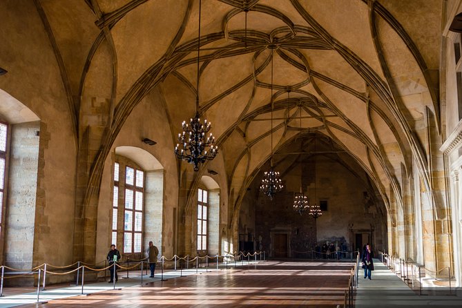 Prague Castle and Lobkowicz Palace entrance tickets - St. Vitus Cathedral and the Castle Quarter: What You Can Actually See