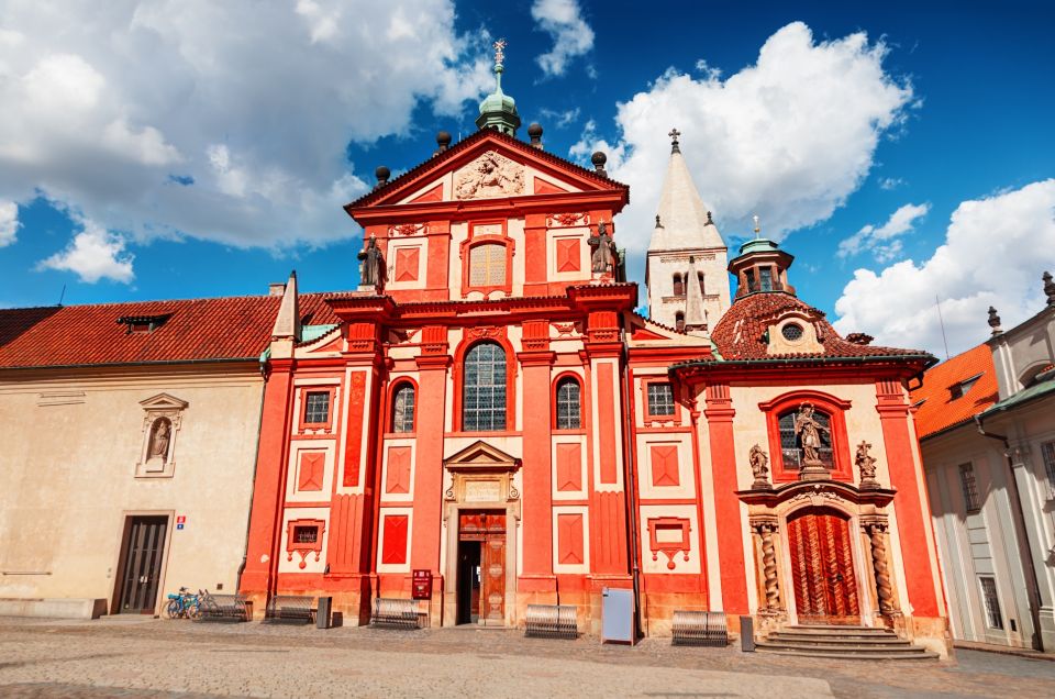 Prague Castle and St. Vitus Cathedral Private Walking Tour - The 5-hour option: Lesser Town walk with Black Tower and Charles Bridge