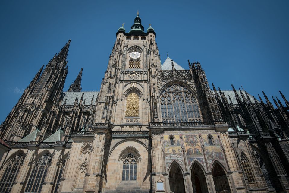 Prague: Castle Grounds & Highlights Walking Tour small-group - Meeting at Mostecka 53/4: starting in Mala Strana