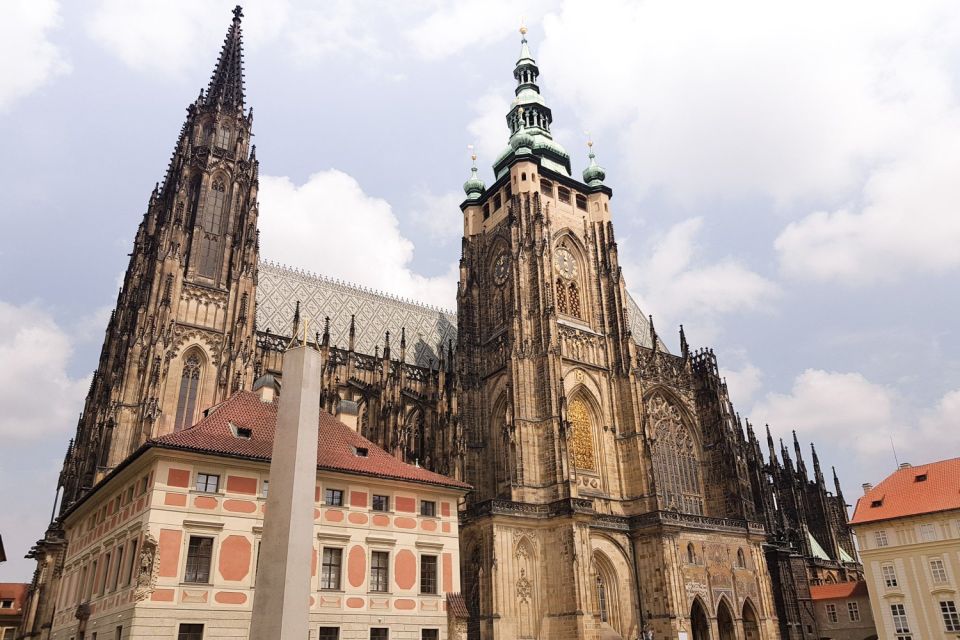Prague: Castle, National Museum & Town Hall Tickets & Audio - Key points to know before you go