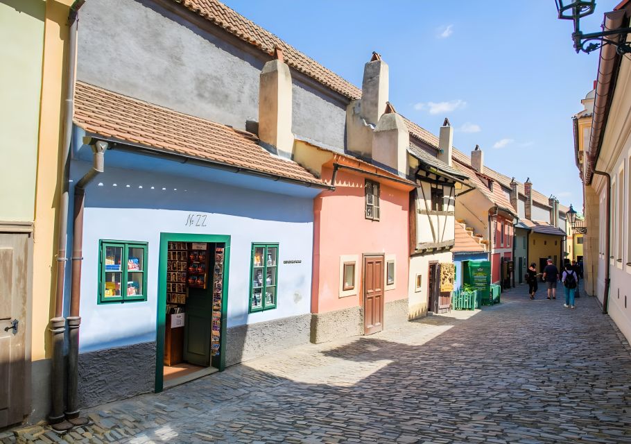 Prague Castle: Royal Palace, Cathedral, and Golden Lane Tour - Getting started at Jan Palach Square (find the orange umbrella fast)