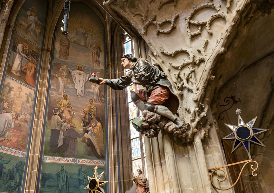 Prague Castle: Royal Palace, Cathedral, and Golden Lane Tour - The dungeons: the darkest stop, handled by a story-driven guide