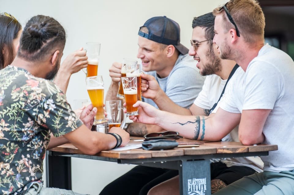Prague: Castle Side Breweries & Pubs Guided Walking Tour - Finding the meeting point near Charles Bridge (and not wasting time)