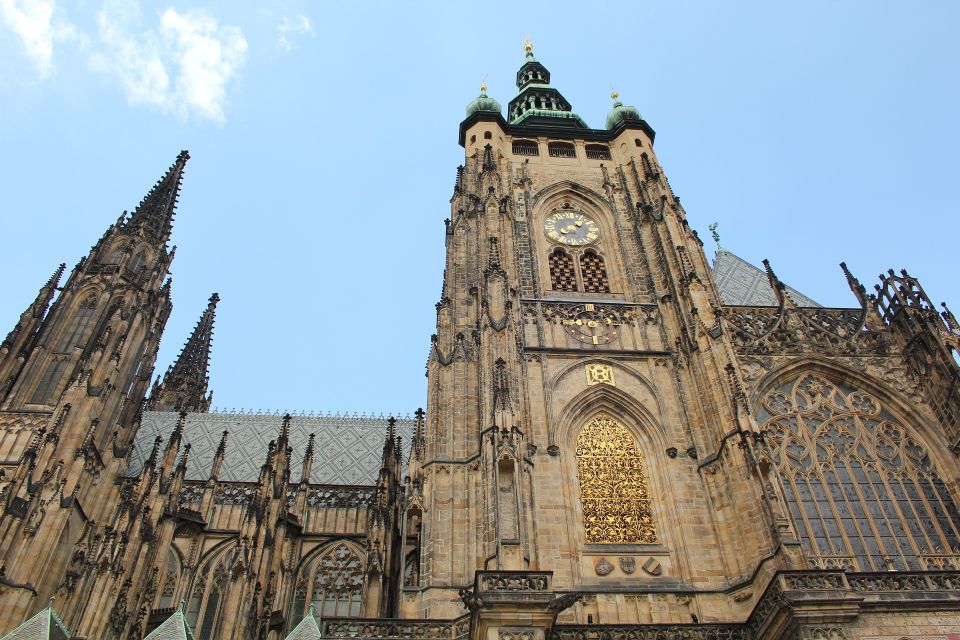 Prague Castle: Small-Group Tour with Visit to Interiors - Old Royal Palace and the Third Defenestration of Prague
