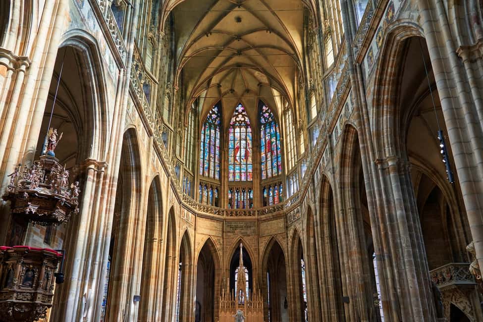 Prague Castle St. Vitus Cathedral, Royal Palace, St. George's Basilica - Price and Value: The Tour Fee Plus Entrance Tickets