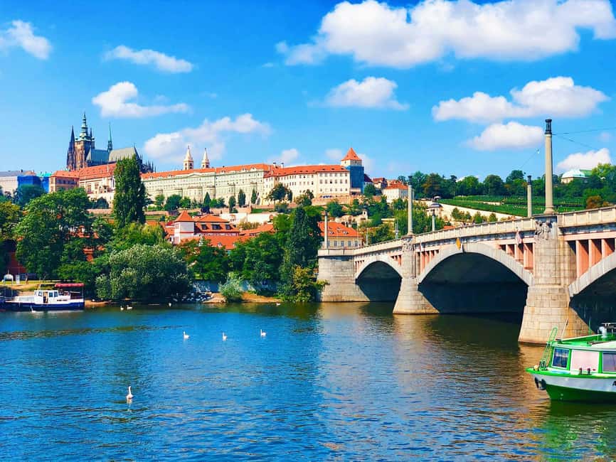 Prague Castle St. Vitus Cathedral, Royal Palace, St. George's Basilica - Who This Tour Suits Best (and Who Should Rethink It)