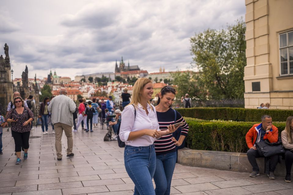 Prague: Charles Bridge Audio Guide with Tower Entry Ticket - Languages and real-world phone use on a crowded bridge