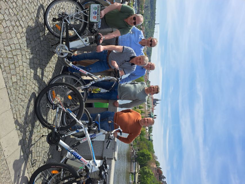 Prague City Bike guided tour - National Theatre and Mala Strana: crossing to see Prague’s two moods