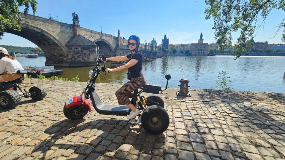 Prague: City Highlights Tour by Electric Trike - Price and time: How $53 stacks up
