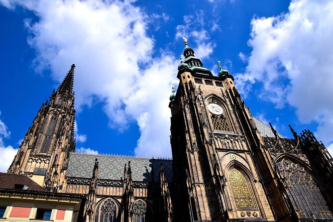 Prague DeLuxe Tour: Views, Hidden Gems, Tastings & River Cruise - Price and value: what $156.53 buys you