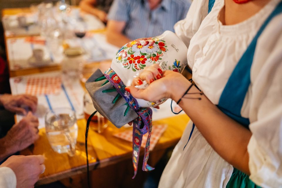 Prague: Dinner with Folk Show and Open Bar - Open Bar Included: How to Pace Your Night