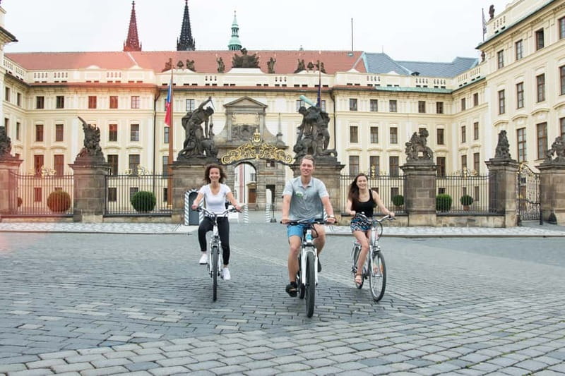 Prague: E-Bike or E-Scooter Tour with A Local Guide - Na Poříčí, Štvanice Island, and Letná: the views start early