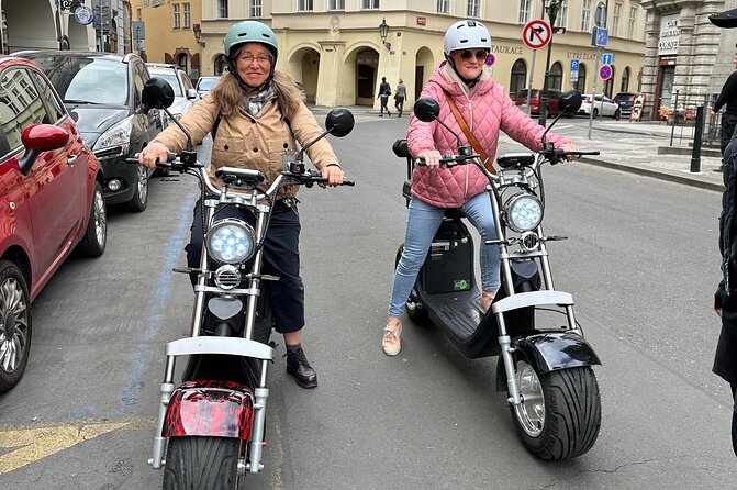 Prague E-Scooter Adventure: Fun & Easy Sightseeing 3Hours Tour - E-Scooter or E-Trike: Training, Comfort, and Real-World Maneuvering