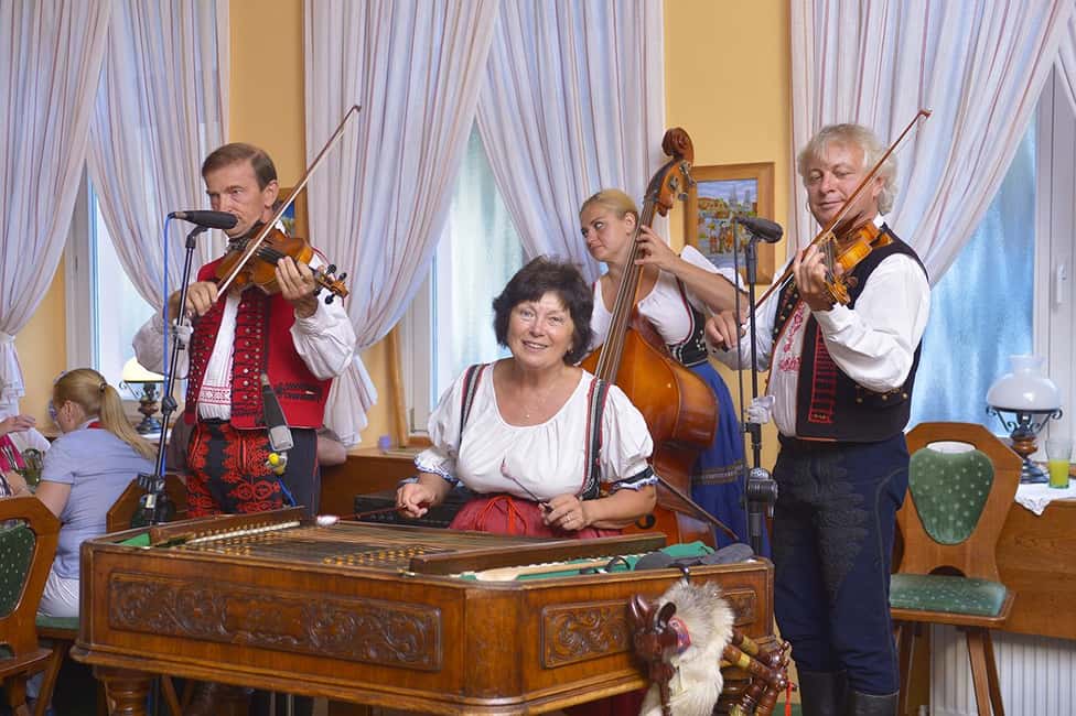 Prague: Folk Dancing Dinner Experience - The decorated restaurant experience: how the evening stays fun
