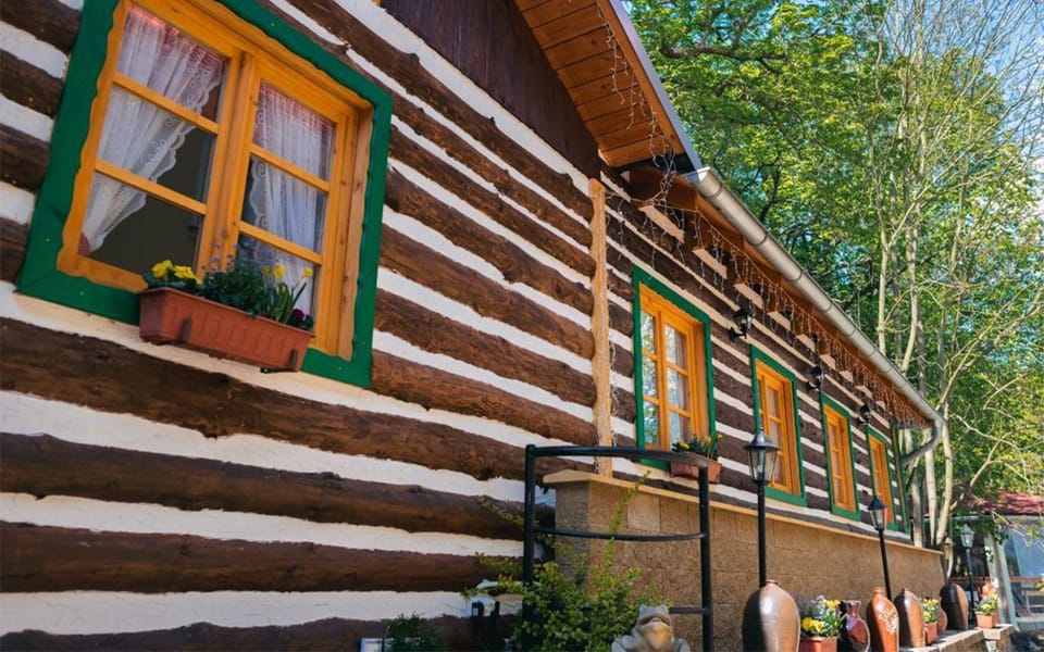 Prague: Folk Dancing Dinner Experience - The live folk music, singing, and dancing show