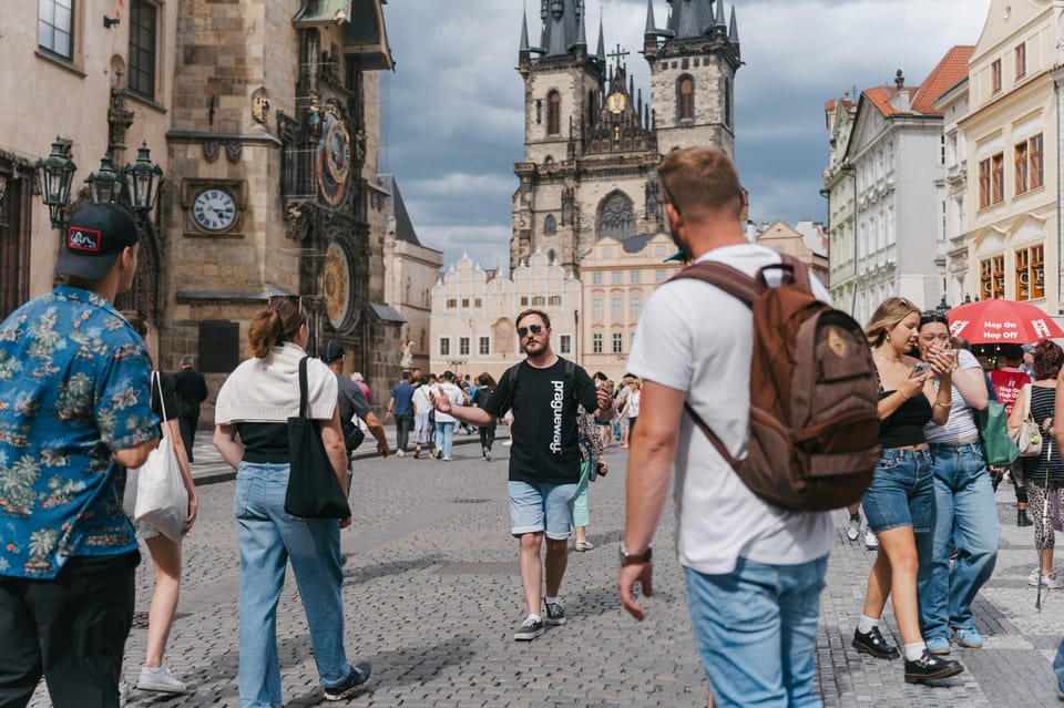 Prague: Full-Day Old Town, River Cruise & Prague Castle Tour - Jewish Quarter Stops Without Feeling Like a Checklist