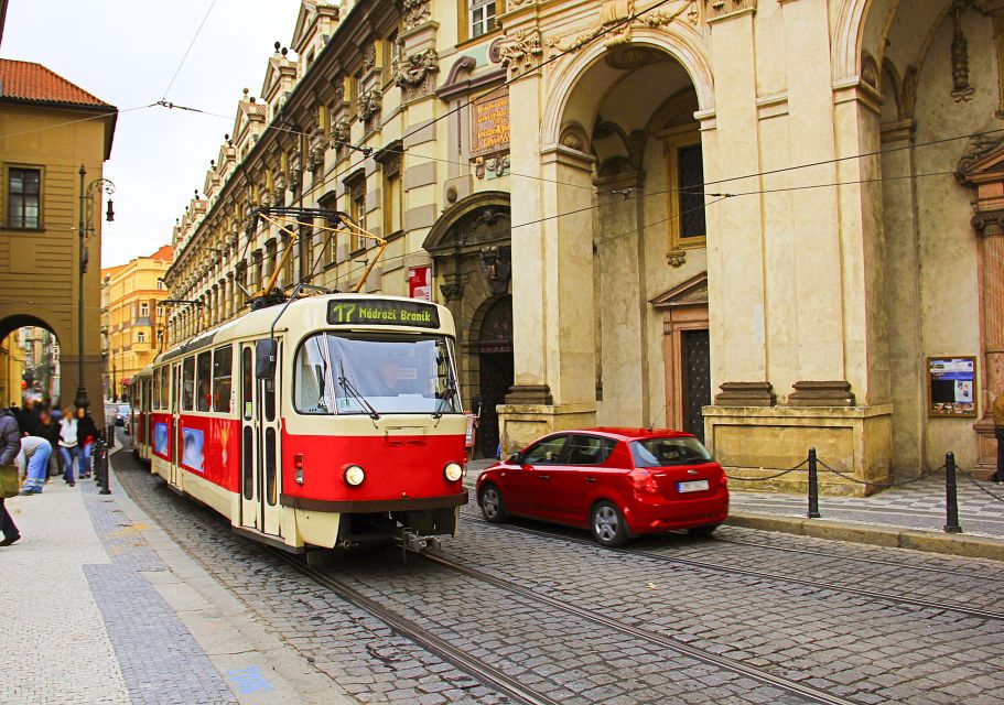 Prague: Full-Day Tour with Lunch and River Boat Cruise - Meet at Old Town Square: the Red Umbrella and a Smooth Start
