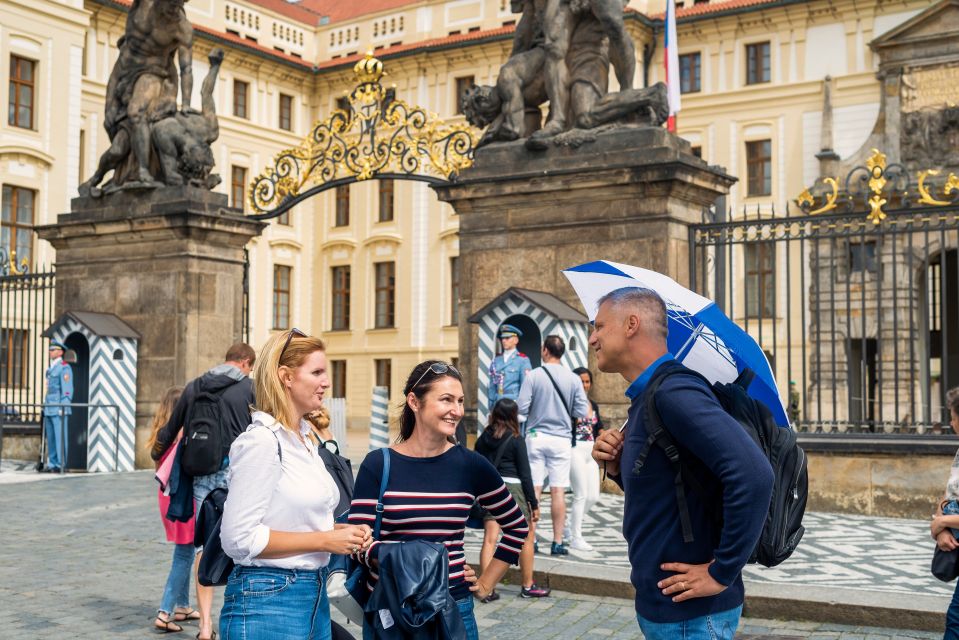 Prague Grand 2,5 hour + 2 hour exterior walking tour - Practical tips so you enjoy every stop