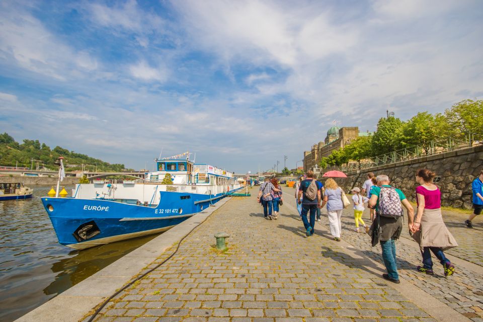 Prague: Guided Bus & Walking Tour with River Cruise & Lunch - Logistics that matter: pickup, meeting point, and the end of the day