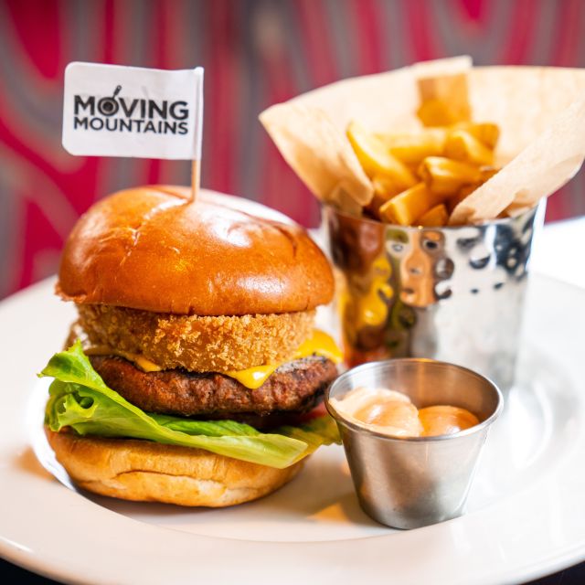 Prague: Hard Rock Cafe with Set Menu for Lunch or Dinner - What to Order: Burgers, Ribs, Chicken, and the Plant-Based Choice