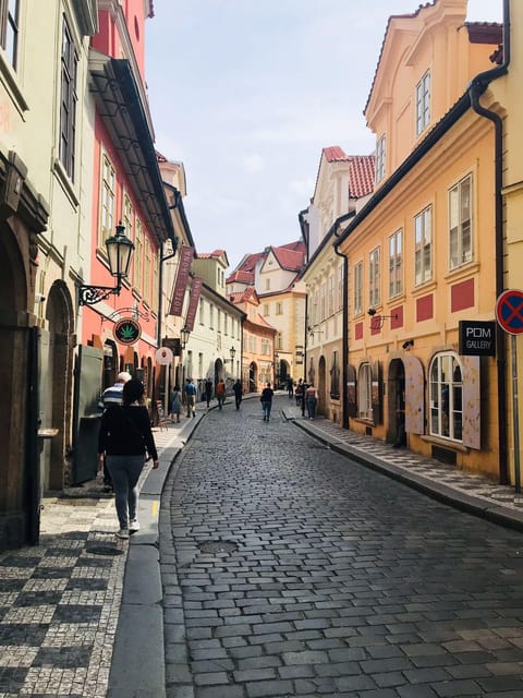 Prague: Highlights of Prague Private Half-Day Tour by Car - Avoiding Parking and Crowd Drag With Special Access