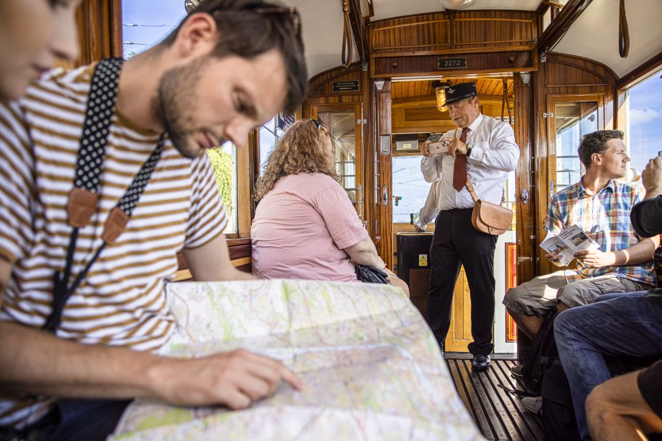 Prague: Hop-on Hop-Off Historical Tram Ticket for Line 42 - How the schedule works (9:30–17:30) and how to plan your hop-offs