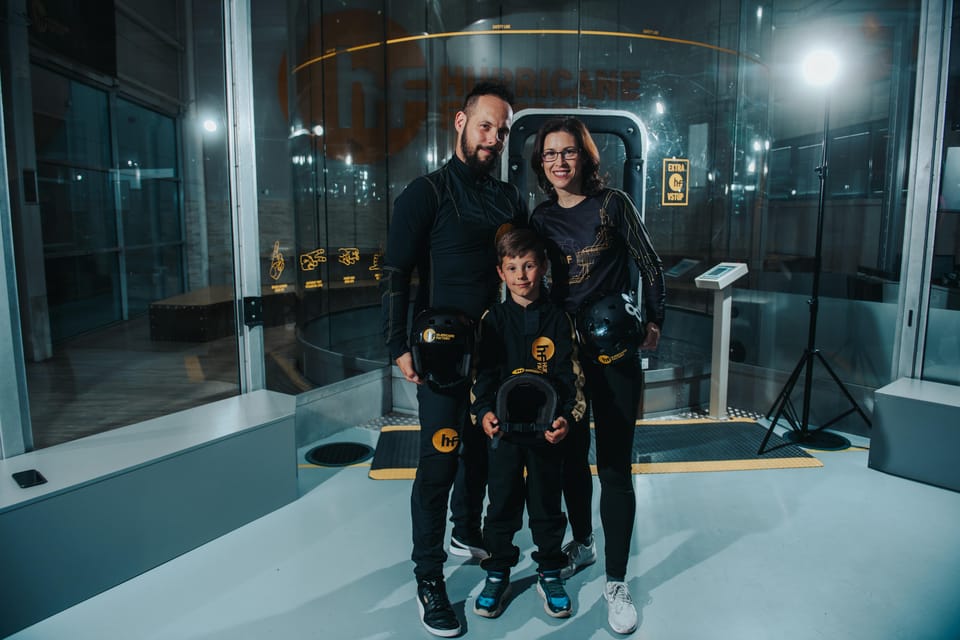 Prague: Hurricane Factory Indoor Skydiving Experience - Who This Works Best For (Ages 5+ and All Skill Levels)