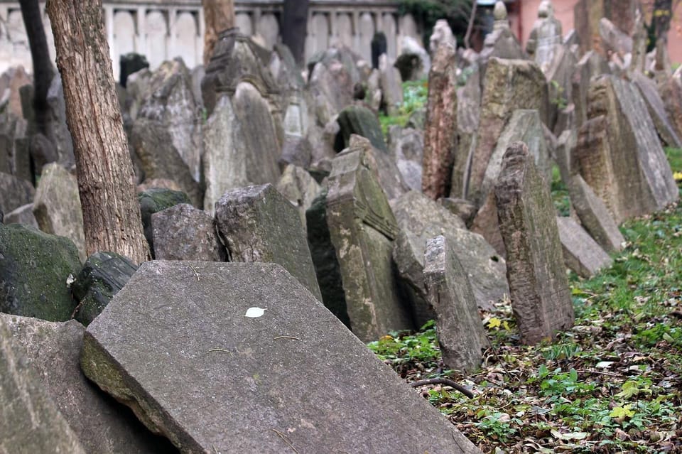 Prague: Jewish Quarter and Museum Guided Tour - Old Jewish Cemetery: a quieter ending that sticks with you