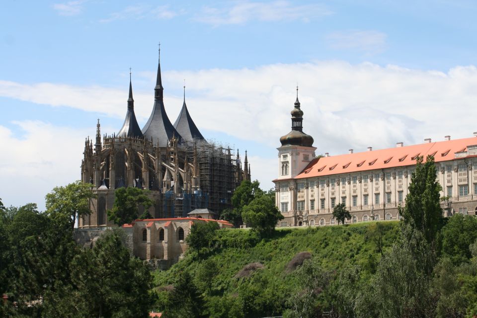 Prague: Kutná Hora, St Barbara's Cathedral and Bone Church - Price and value: what you get for around $76