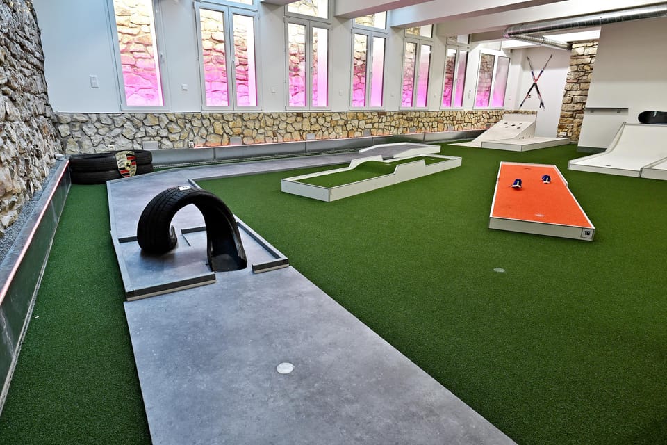 Prague: Mazemania Miniature Golf Experience - Should you book Prague Mazemania Mini-Golf?