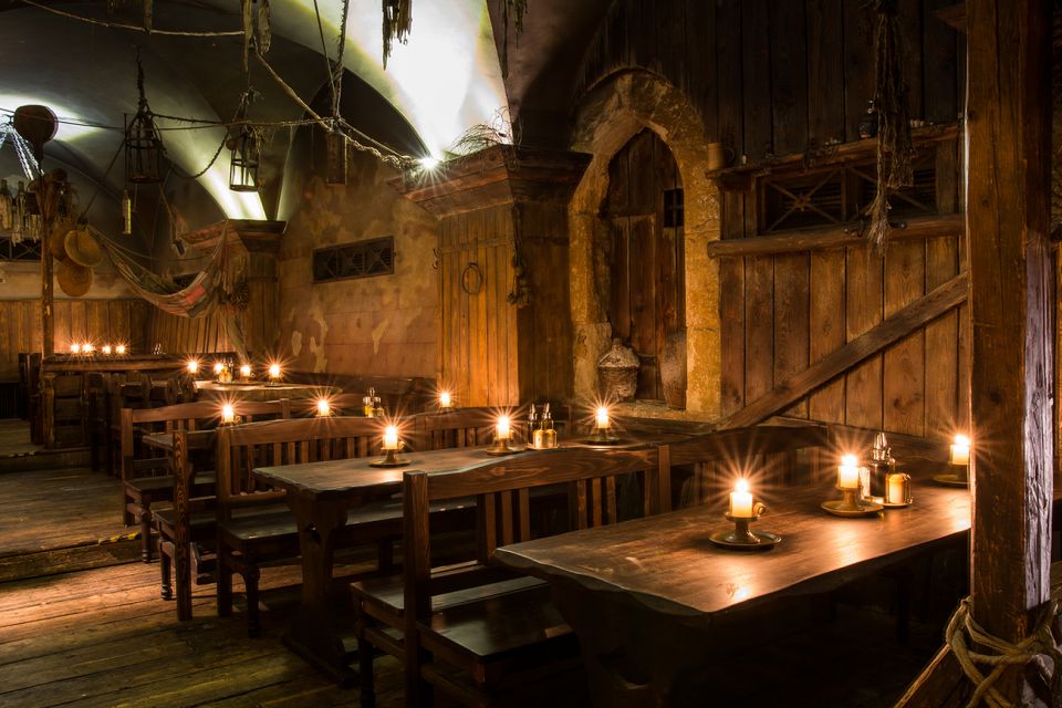 Prague: Medieval Dinner with Transfers - Arriving at the medieval cellar: seating and what to expect