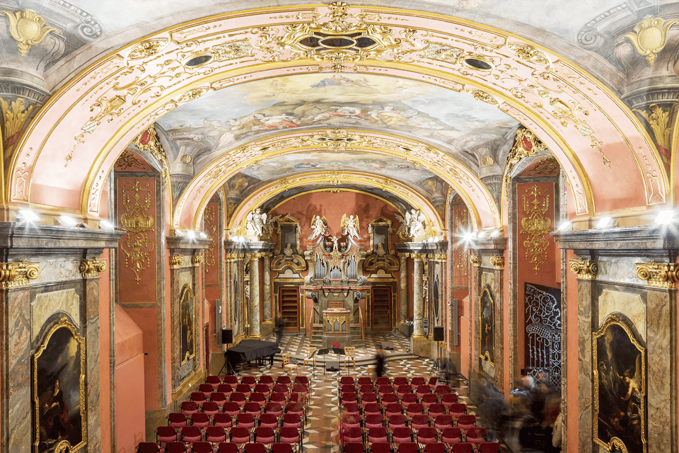Prague: Mirror Chapel Classical Music Concert Ticket - The full one-hour program: how the music moves scene to scene