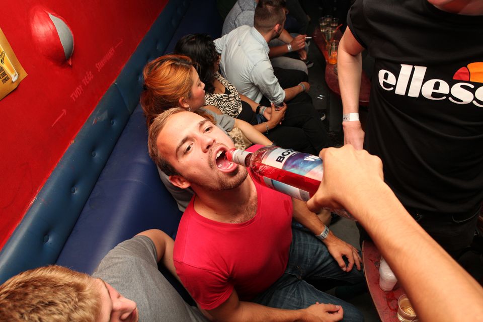 Prague: New Year's Eve Pub Crawl & Karlovy Lazne Club Entry - Key Points That Matter on New Year’s Eve