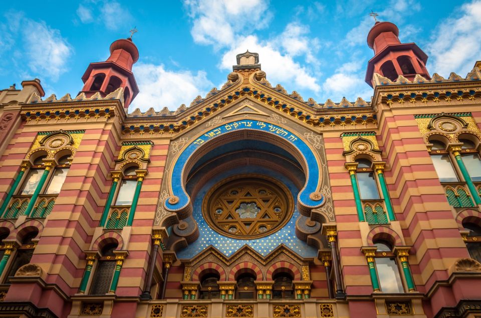 Prague Old Jewish Quarter and Spanish Synagogue Private Tour - 4-Hour Option: Add the Old Jewish Cemetery and Its 12,000 Tombstones