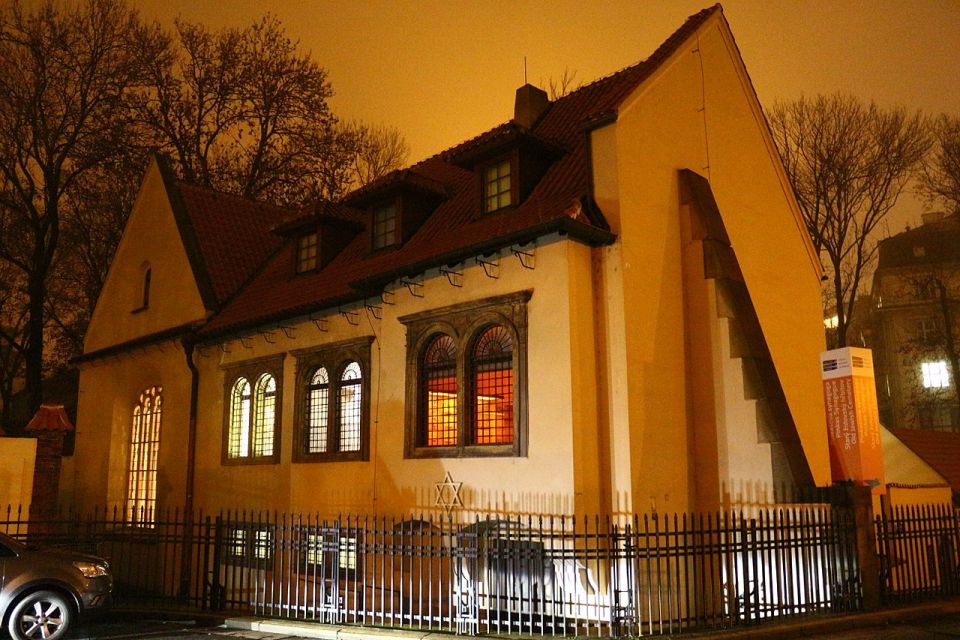 Prague: Old, New, and Jewish Towns Guided Walking Tour - Hidden Lanes Without the Guesswork
