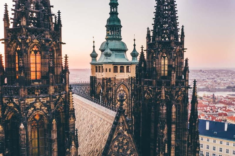 Prague: Old Town, Prague Castle & River Cruise Day Tour - FAQ