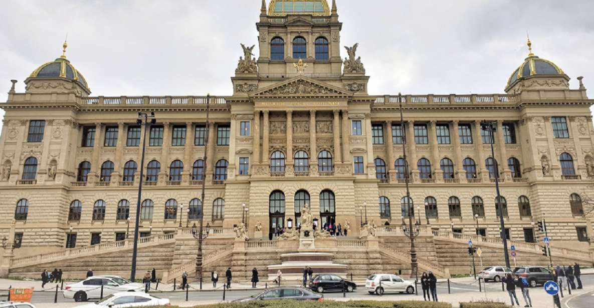 Prague: Old Town Tour & National Museum Skip-the-Line Ticket - 1) A tight, well-timed route from Old Town to Národní muzeum