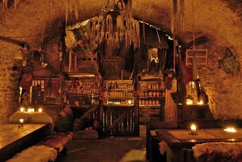 Prague Old Town, Underground and House of Alchemy Tour - Key highlights to plan around