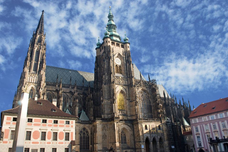 Prague: Prague Castle and Little Quarter Guided Walking Tour - Choosing Your Level of Walking (And Why Comfortable Shoes Matter)