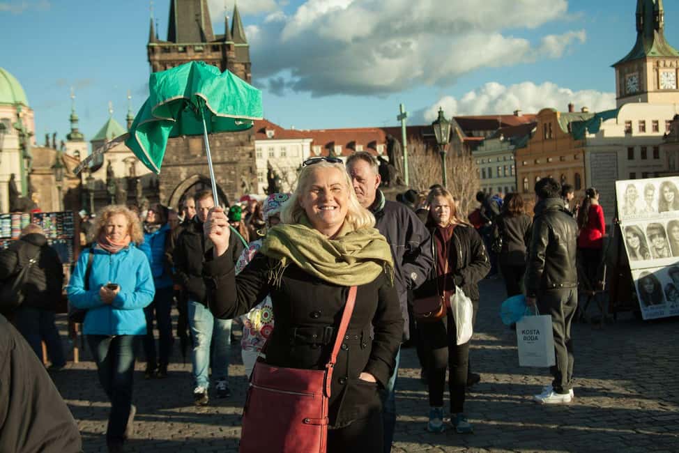 Prague: Prague Castle & Charles Bridge – guided tour in German - Key Things You’ll Notice on This Charles Bridge + Prague Castle Tour
