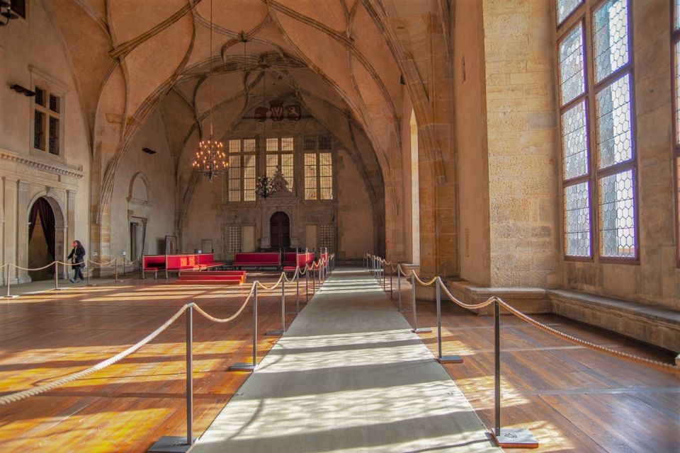 Prague: Prague Castle Complex Smartphone Audio Guide - Why a phone audio guide makes sense for Prague Castle interiors