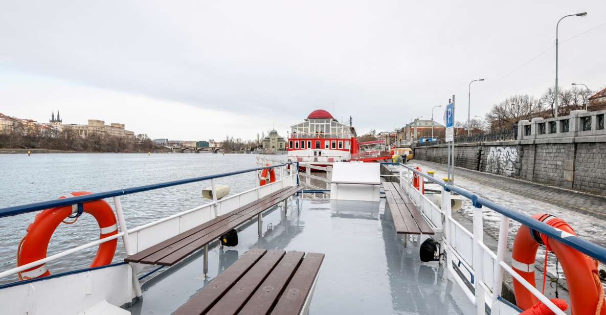 Prague: Private Beer Boat Cruise with Unlimited Beer - Unlimited Beer on a Boat: Fun Perks and Smart Pacing